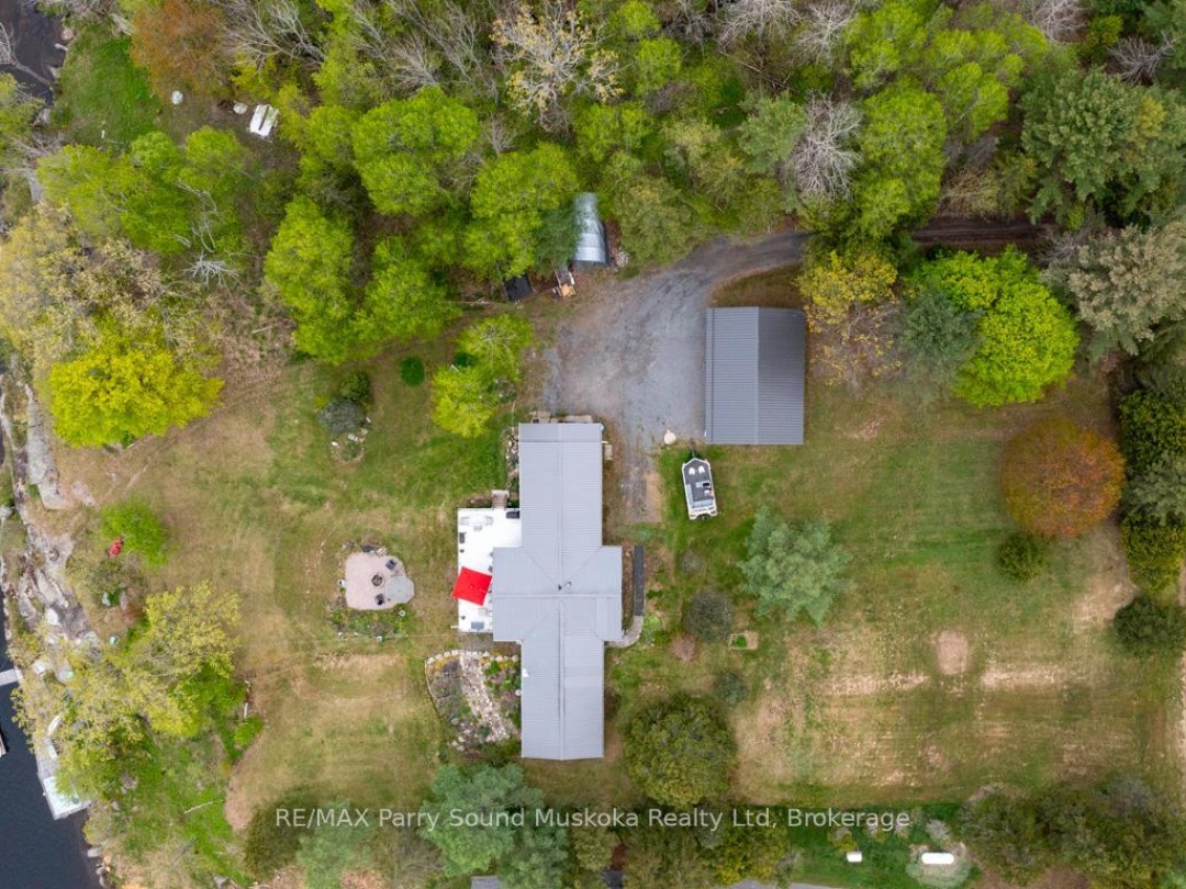 28 Lakeside Drive, Manitouwabing Lake