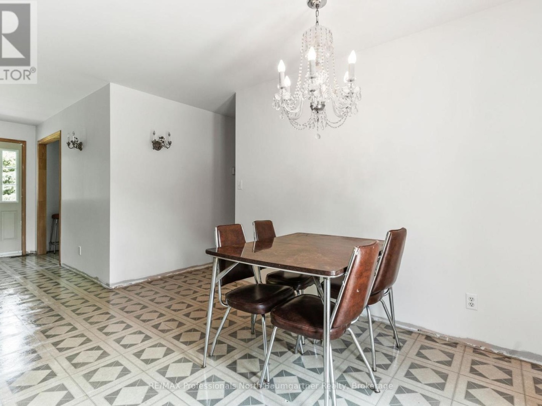 1144 BOSHKUNG LAKE ROAD, 