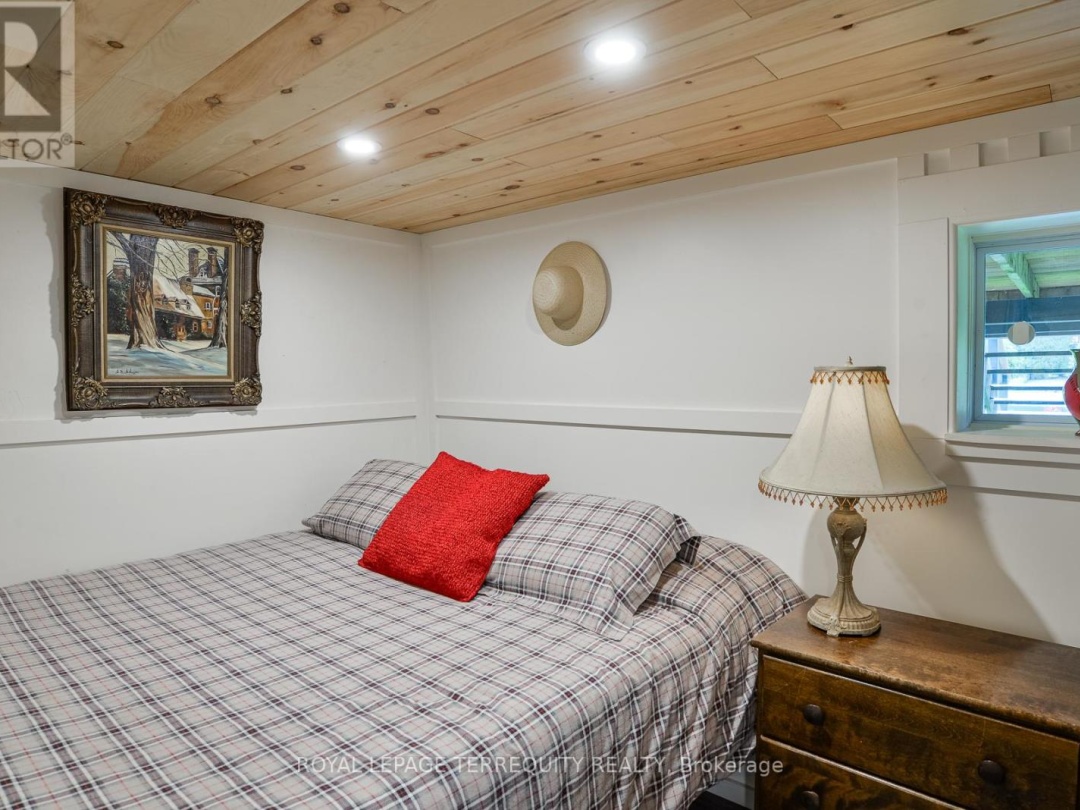 7862 Birch Drive, Severn Lake