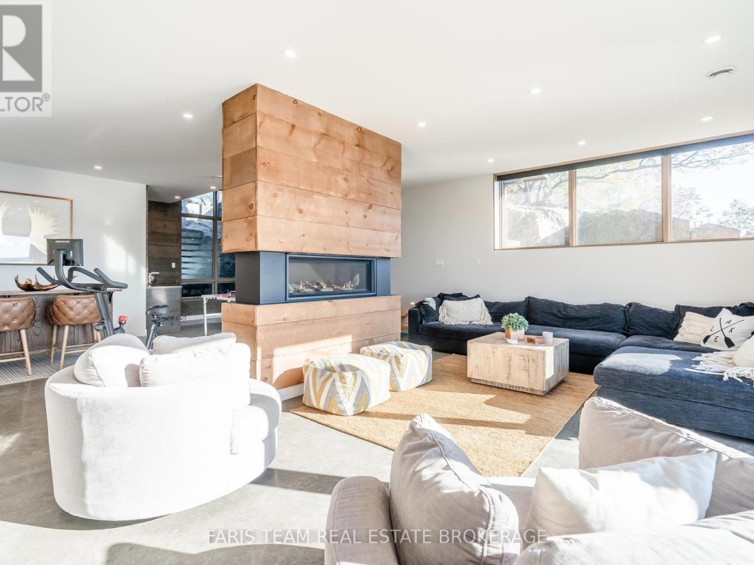 3886 EAST SHORE ROAD, 