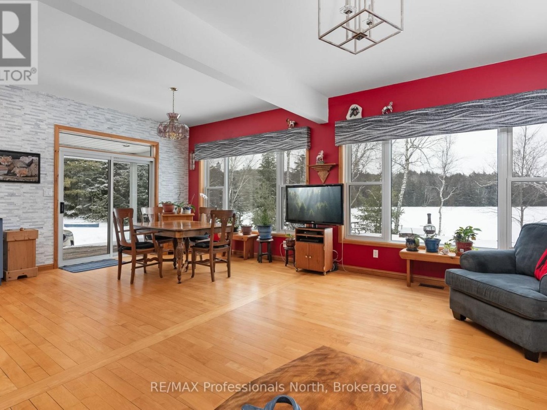3 2901 Limberlost Road, Tasso Lake