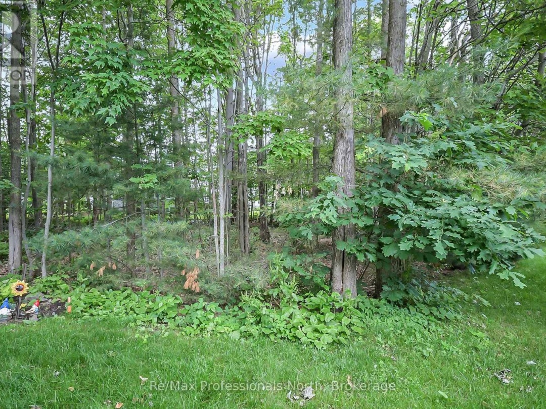 136 HEDGEWOOD LANE, 