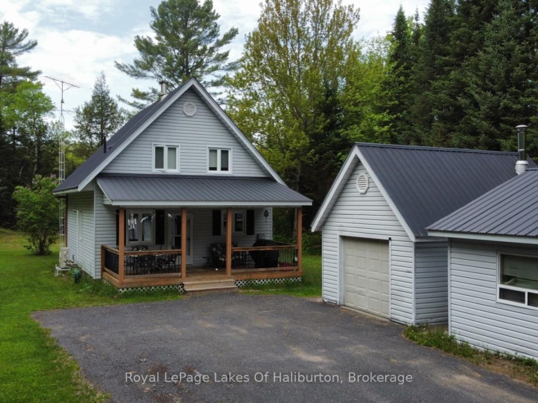 1675 BRAELOCH ROAD, Kennisis Lake