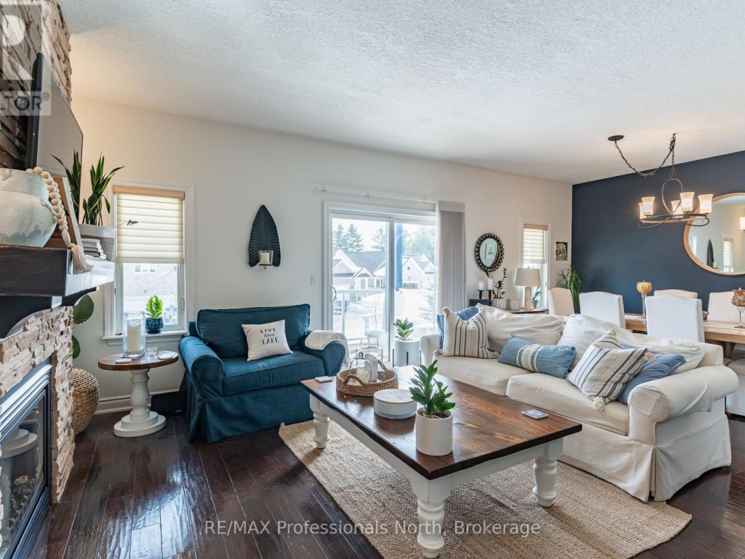 13 68 Webb Circle, Kashagawigamog Lake
