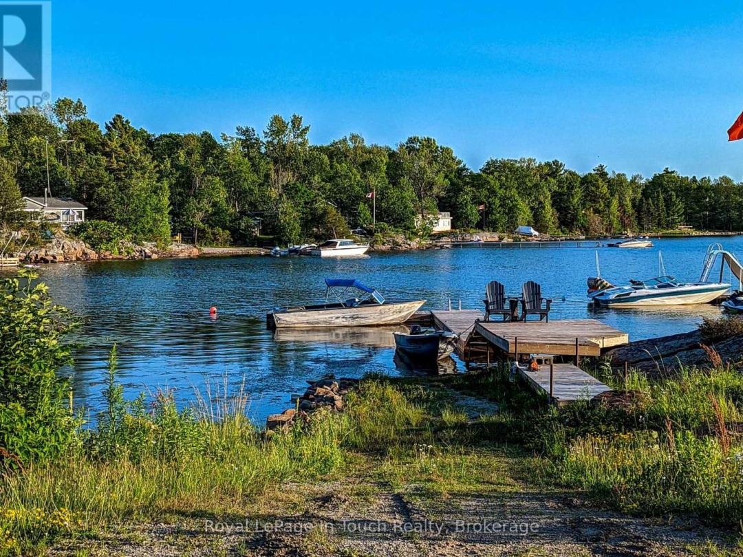 26 Macey Bay Road, Georgian Bay