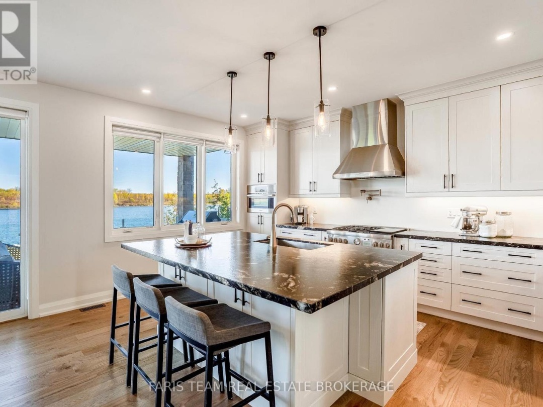 7 DOCK LANE, 