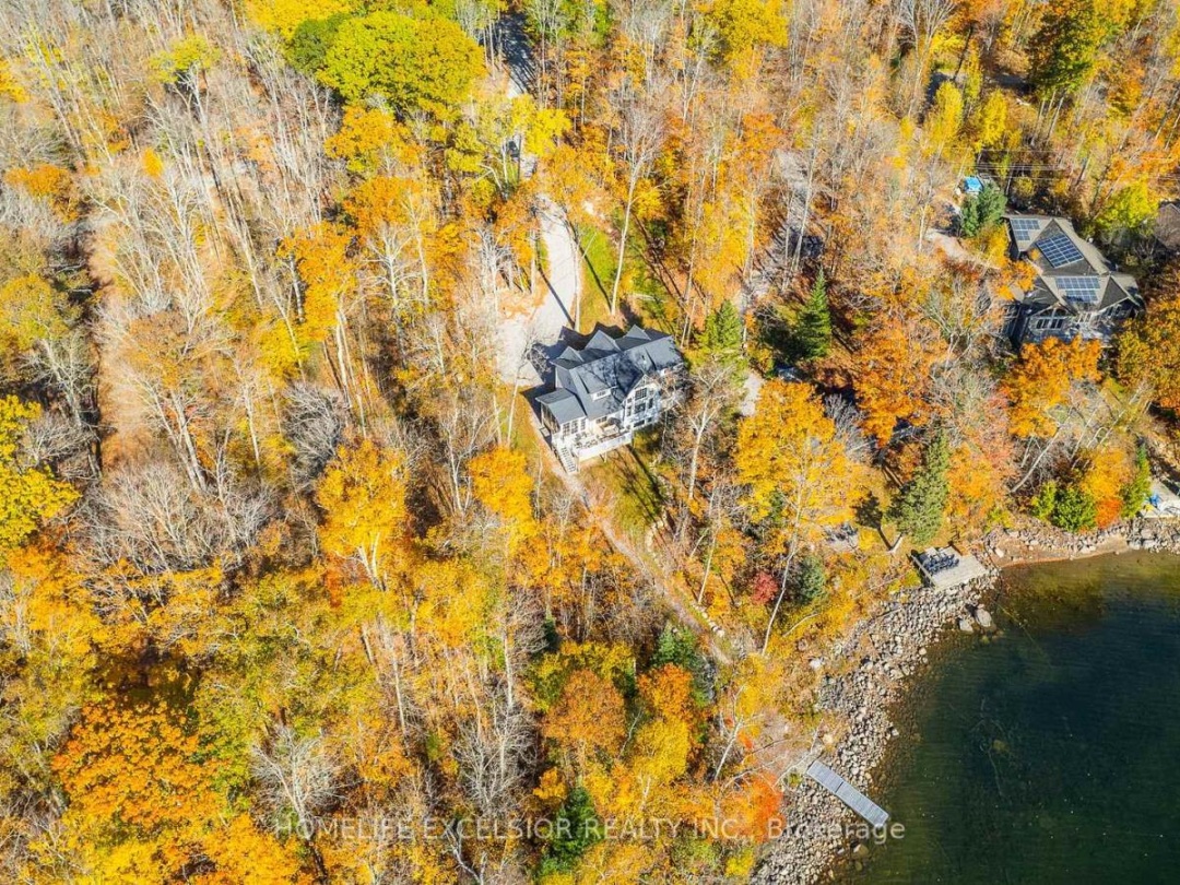 1284 True North Road, Drag Lake