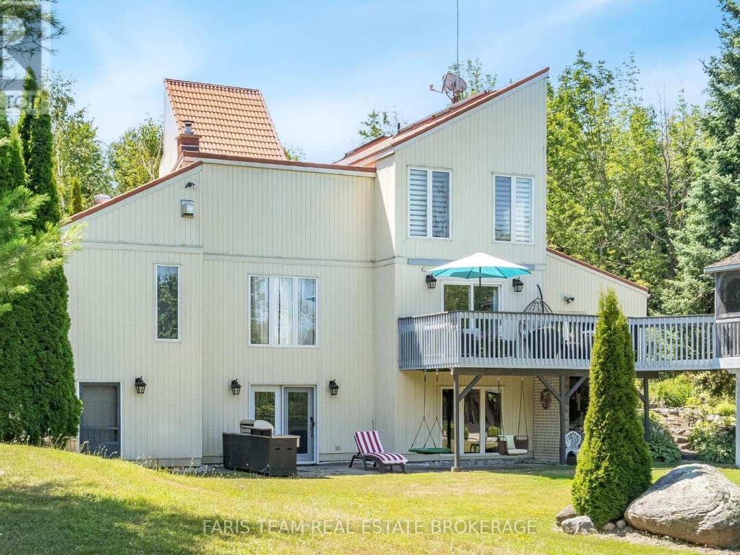 249 MEDONTE SIDEROAD 2, 