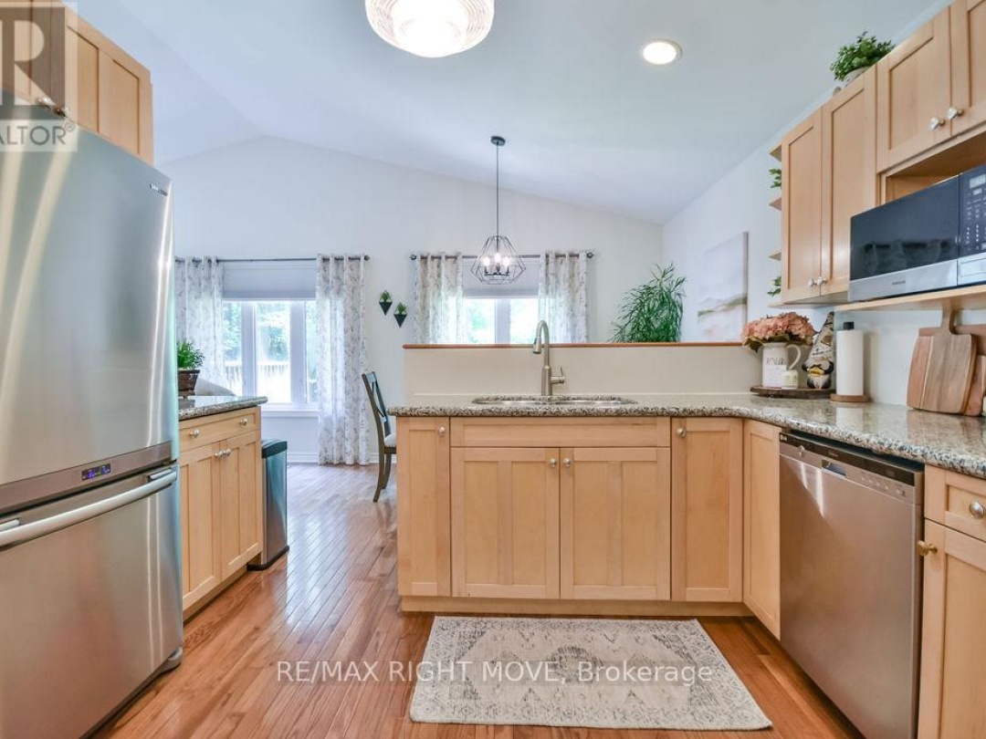 1011 TALBOT TRAIL, 