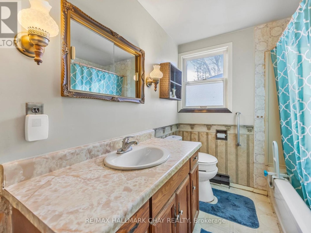 769 Woodland Drive, Lake Simcoe