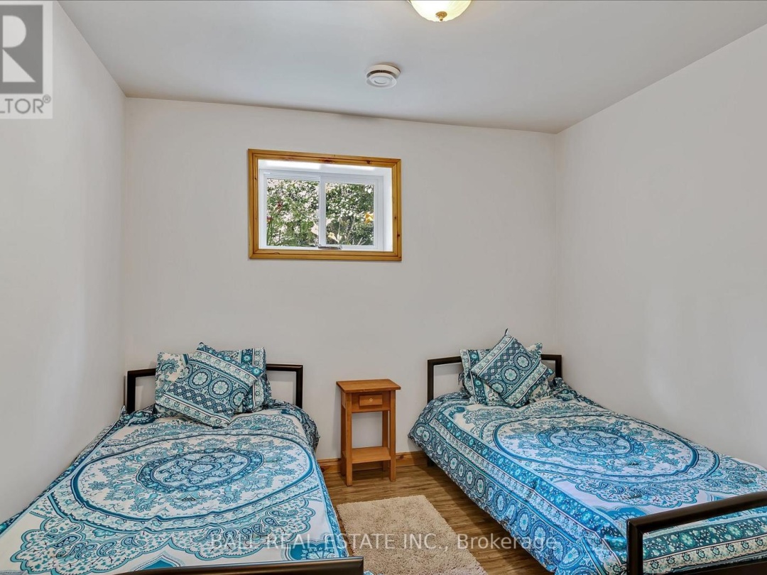 1330 COUNTY RD 49, 