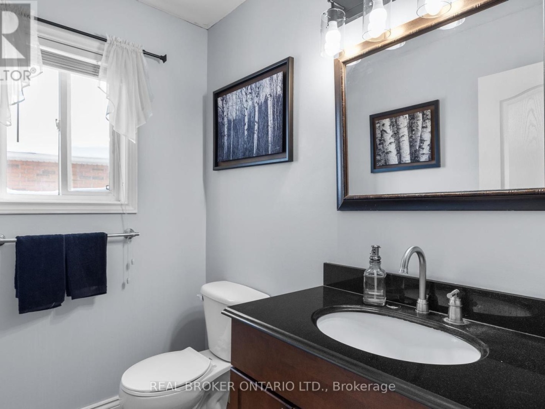 3173 Bass Lake Side Road E, Orillia