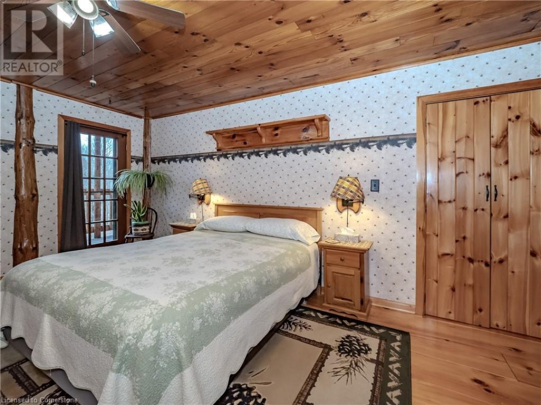 1696 HIGHWAY 118 E, 