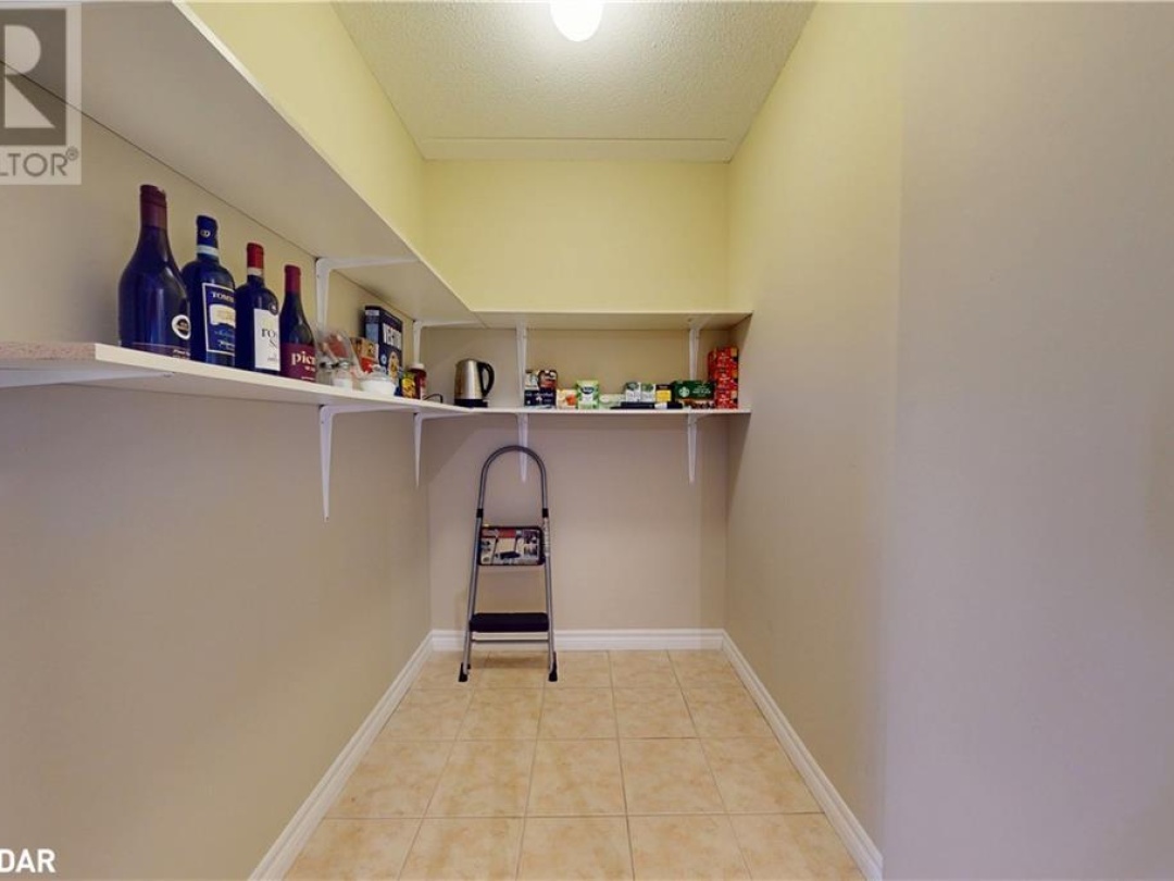 486 Laclie Street Unit# 304, Orillia