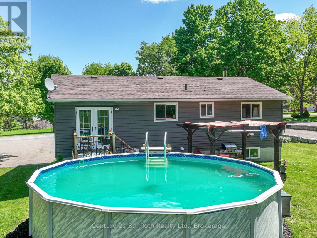 10 Conder Drive, Oro-Medonte