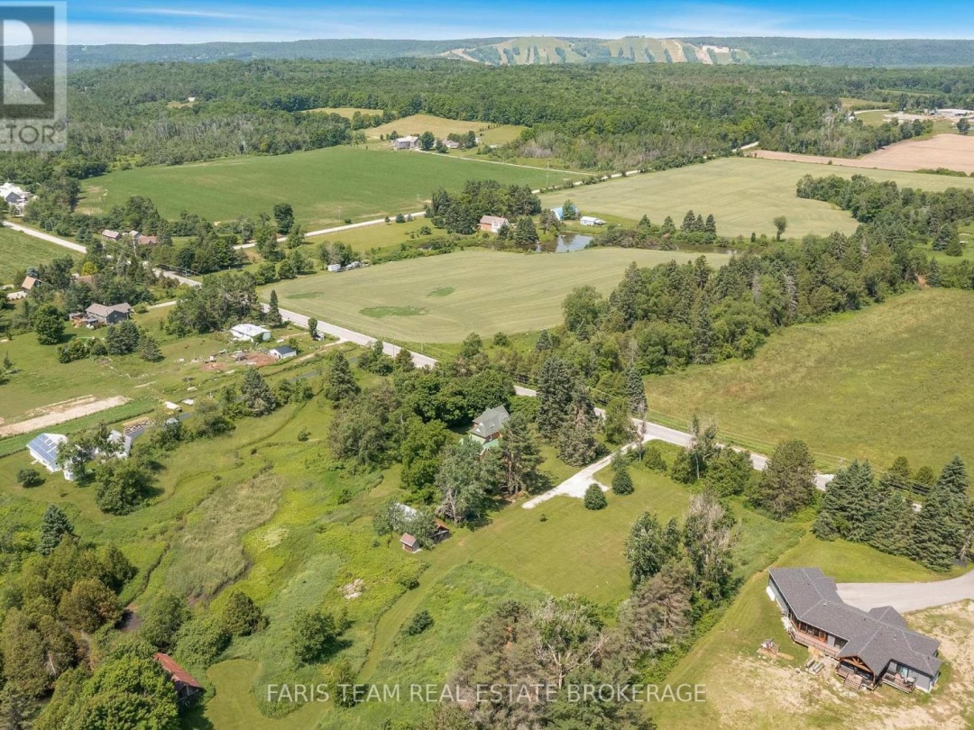 323 WARMINSTER SIDE ROAD, 