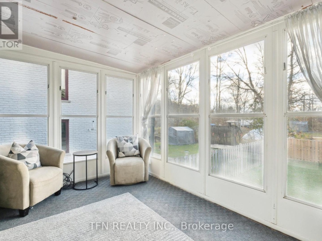 12 Schooner Lane, Tay