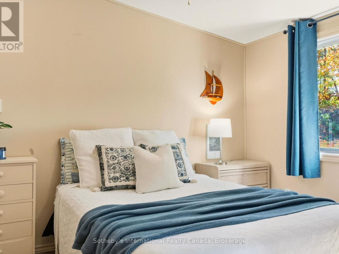 1161 NORTH KAHSHE LAKE ROAD, 