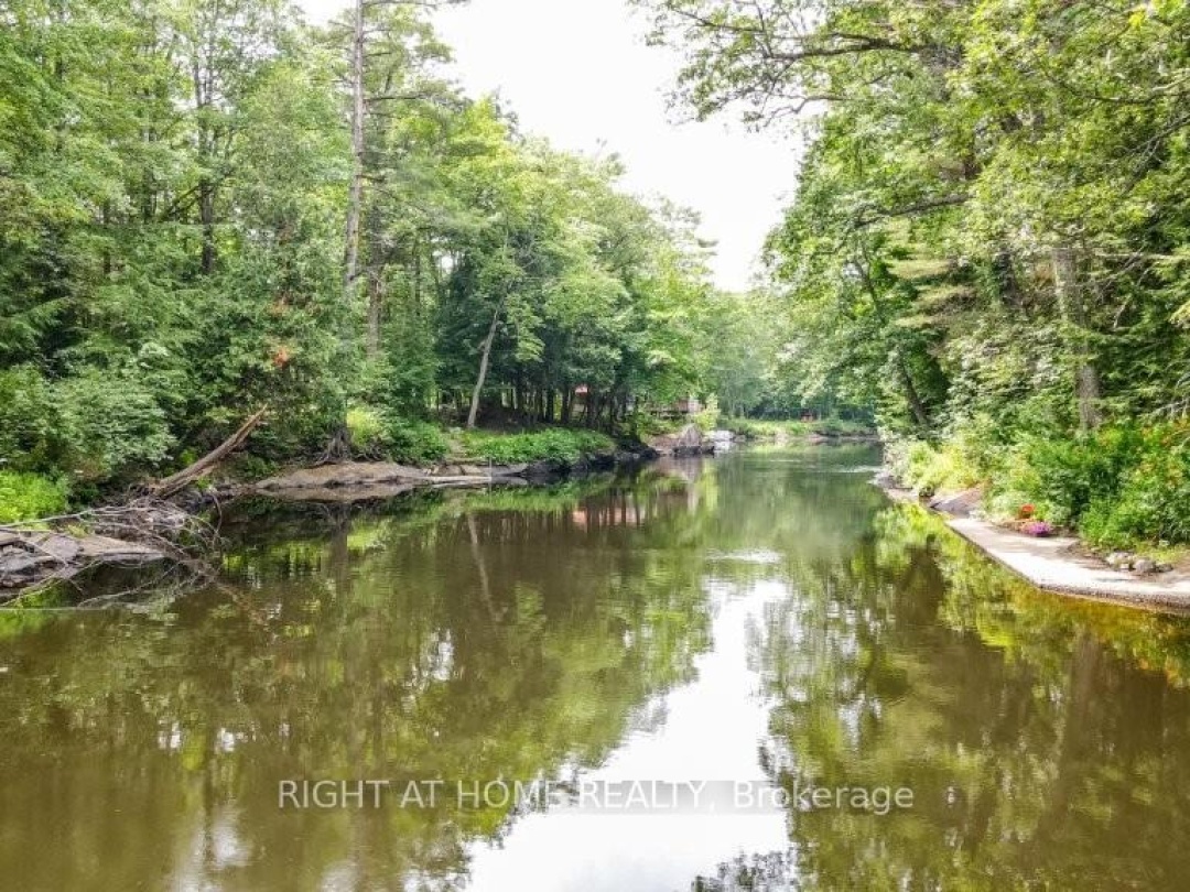 7459 ISLAND CRESCENT, 