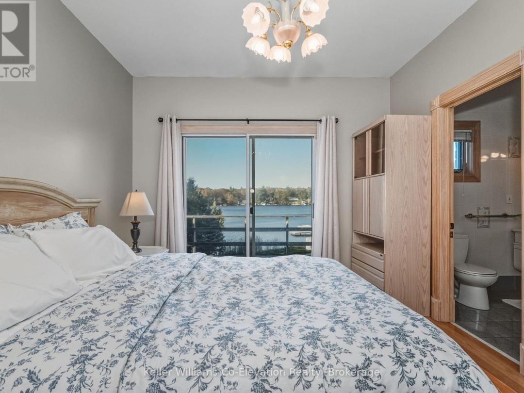 804 KINGS FARM ROAD, 