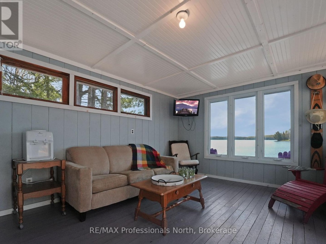 13914 35 Highway, Mountain Lake