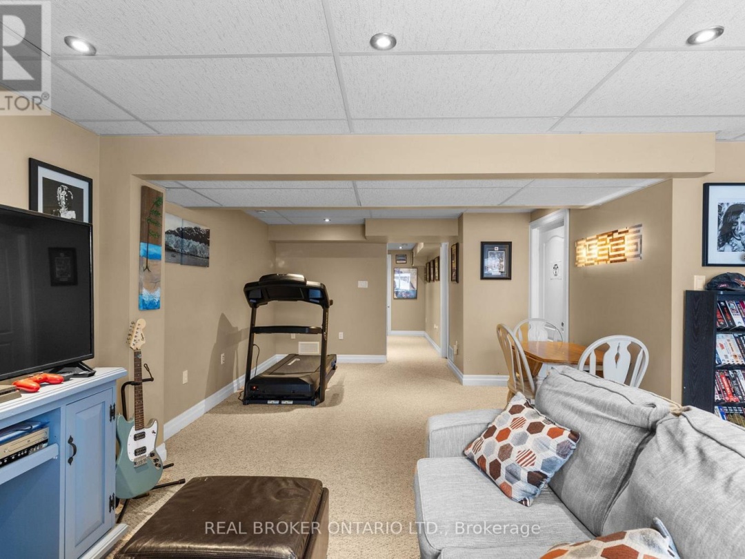 3173 Bass Lake Side Road E, Orillia