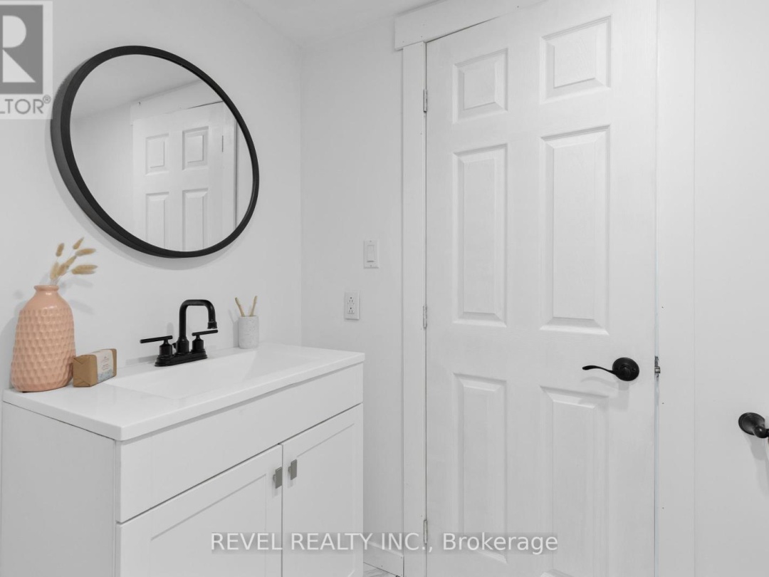 11 MARSH CREEK ROAD, 