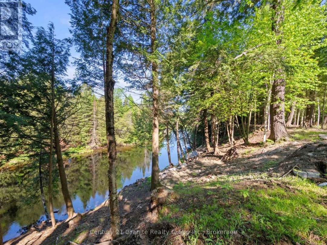 1042 Suburban Court, Gull Lake