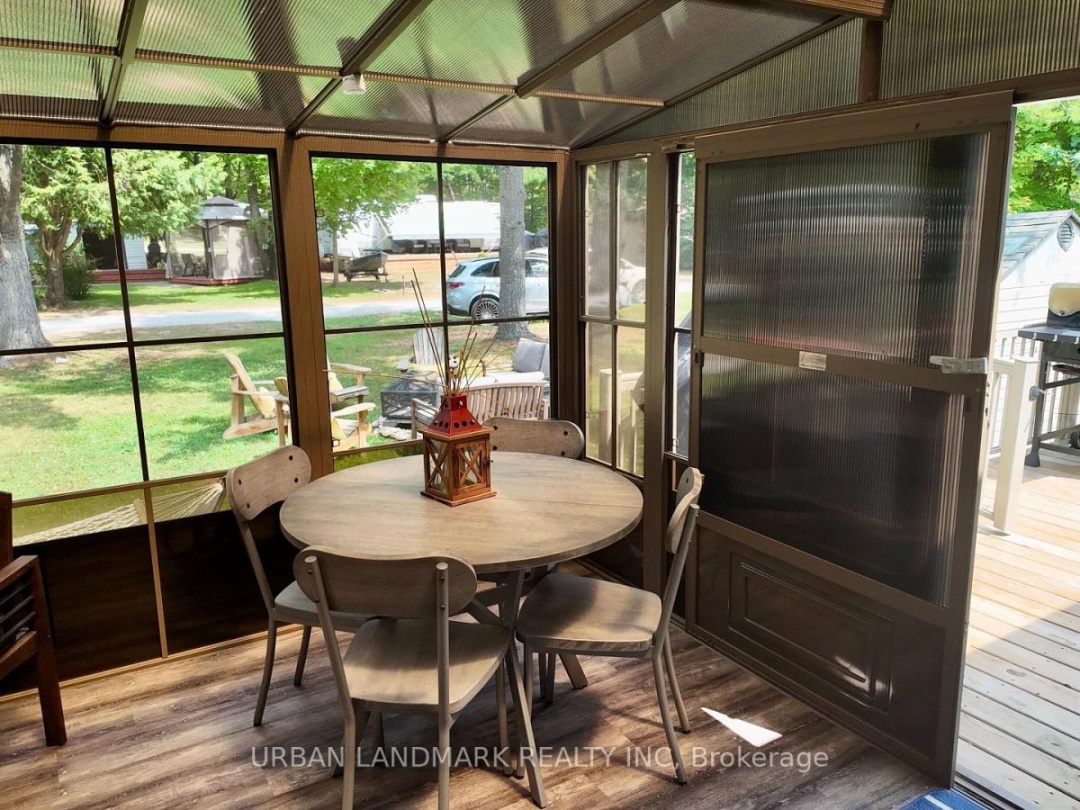 2612 VICTORIA ROAD, 