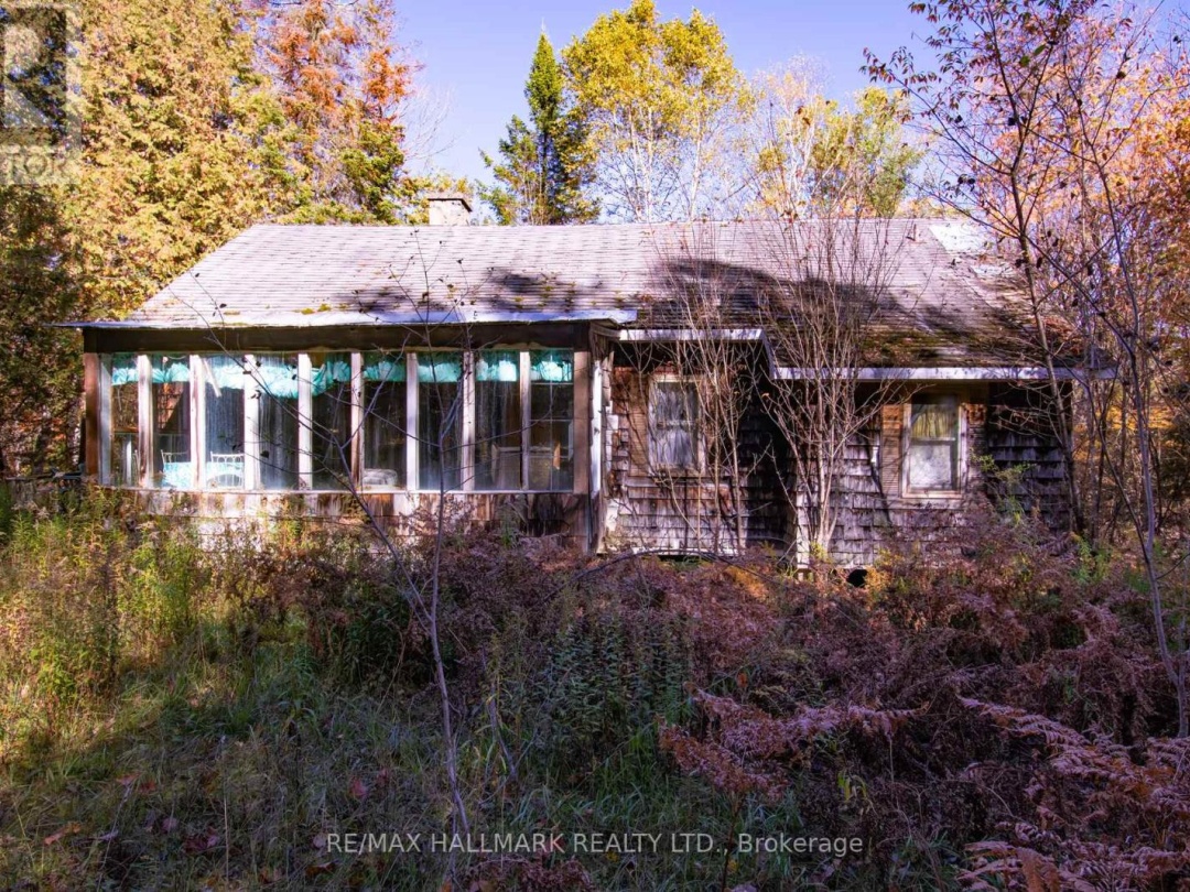 3517 HALIBURTON LAKE ROAD, 