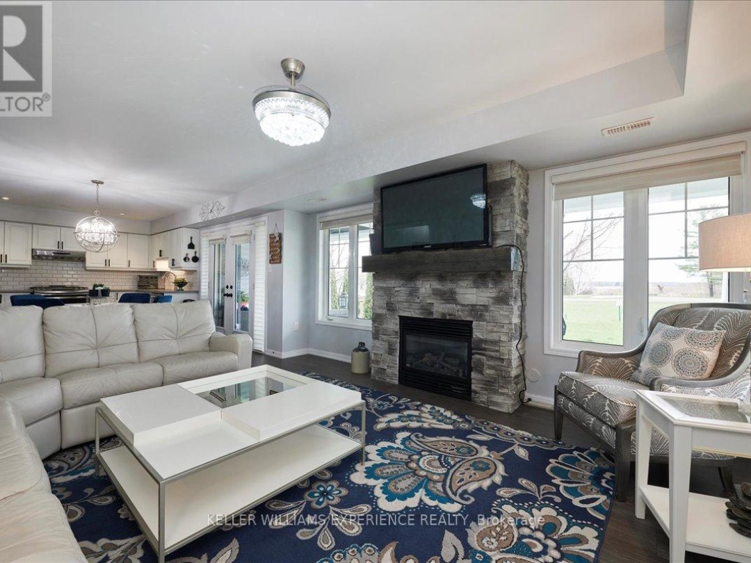 15 CARNOUSTIE LANE, 