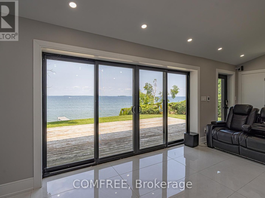 901 WOODLAND DRIVE, 