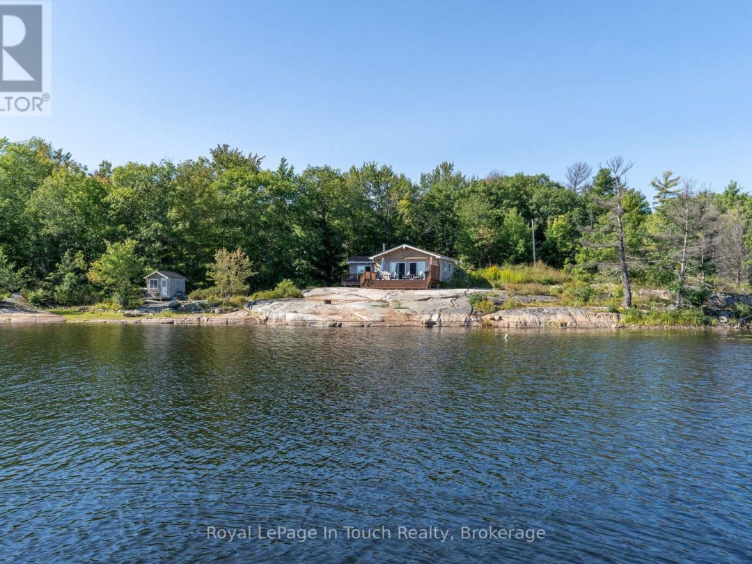 6980 ISLAND 1810, 