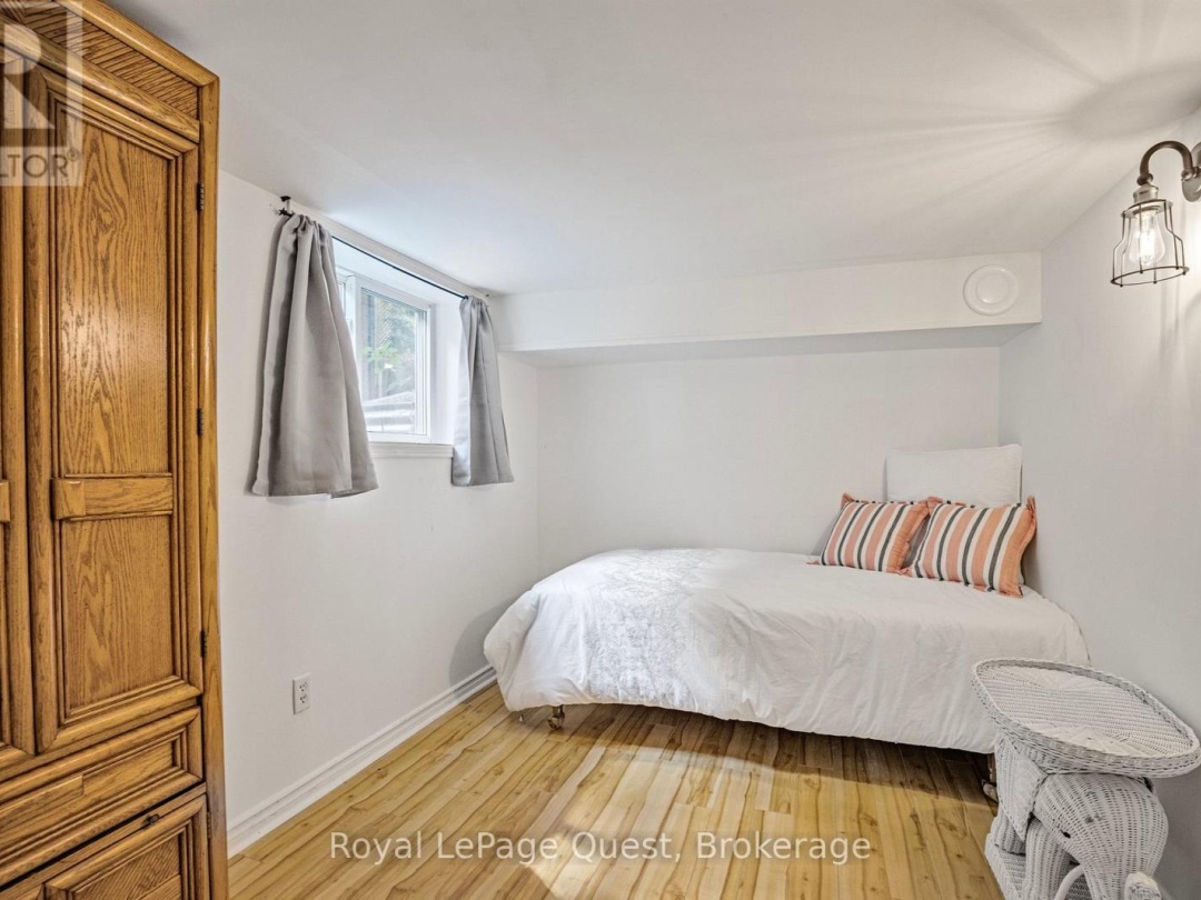 8 South Island Trail, Lake Simcoe