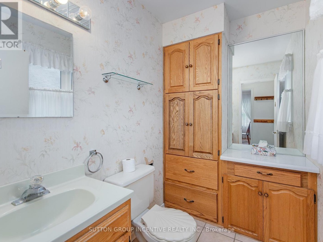 56 Dalton Crescent S, Orillia