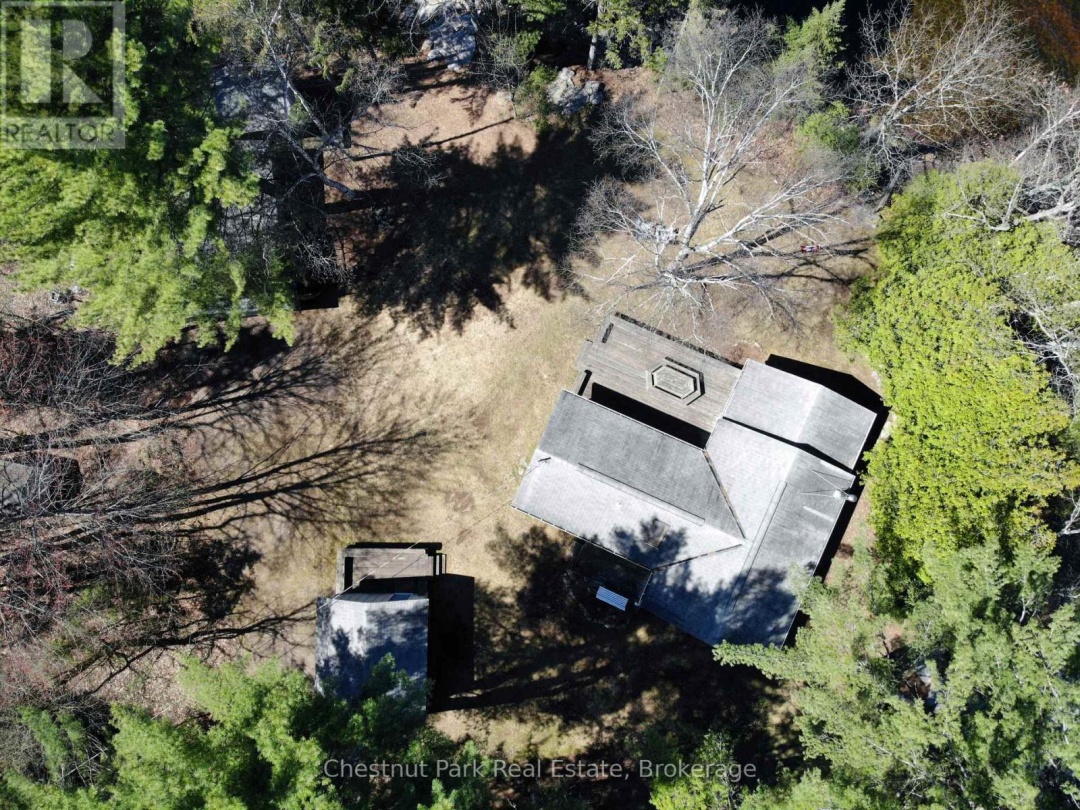 1036 Abbey Lane, Boshkung Lake
