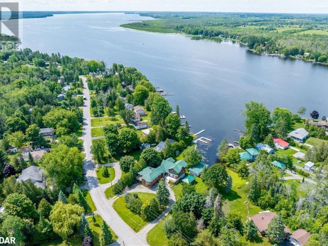 48 Sturgeon Glen Road, Sturgeon Lake