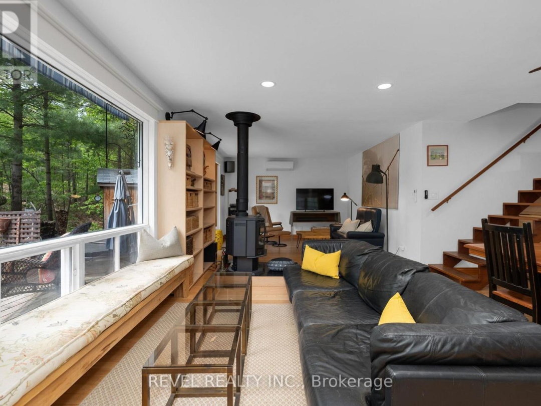 3248 MUSKOKA STREET, 
