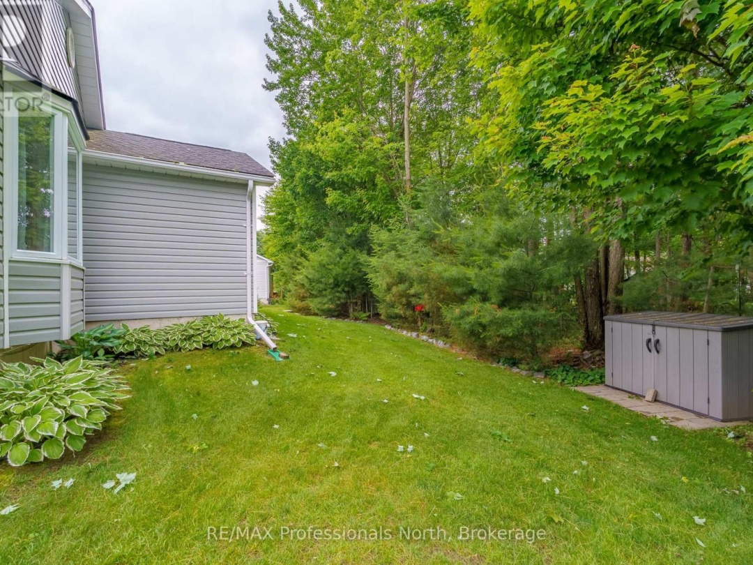 4 RED MAPLE COURT, 
