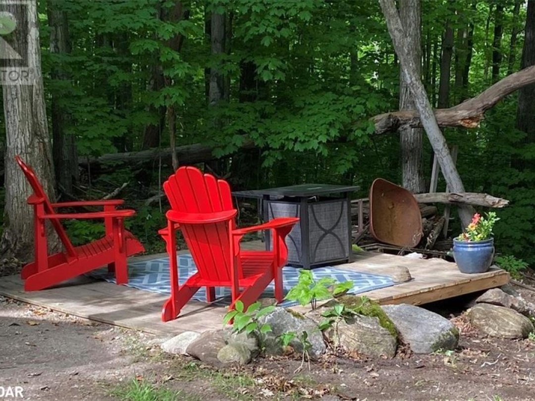 5 Snowshoe Trail, Moonstone