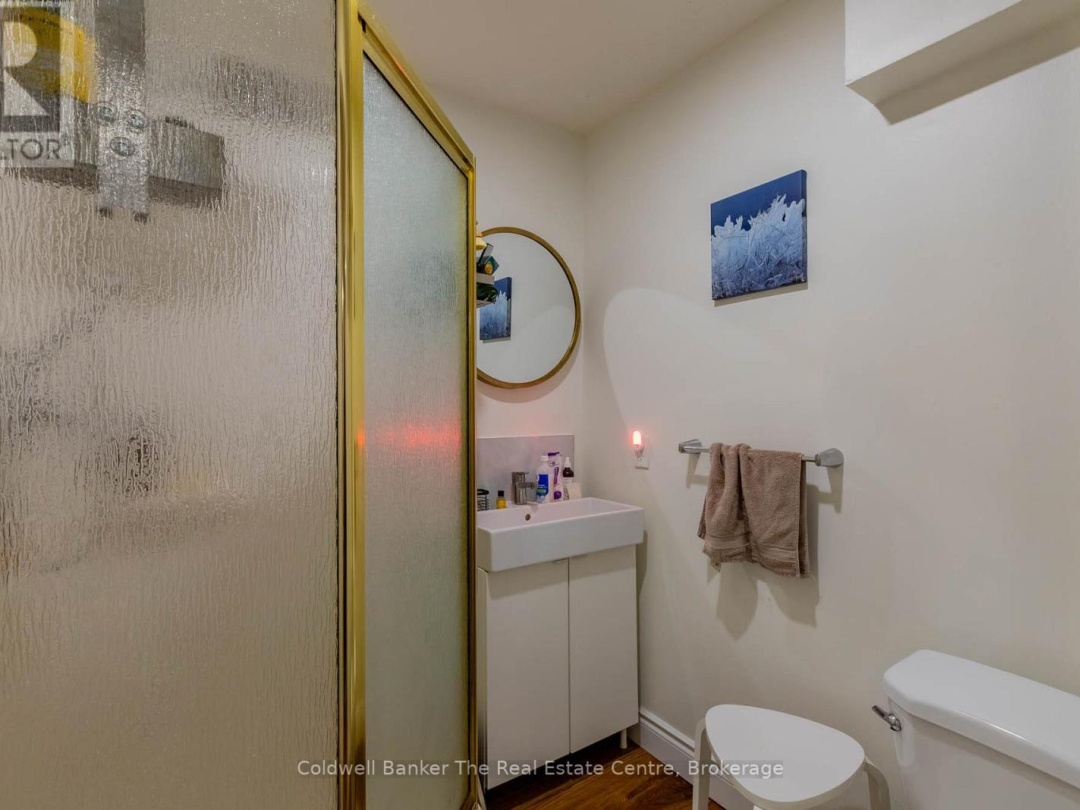 5 ANTHONY COURT, 