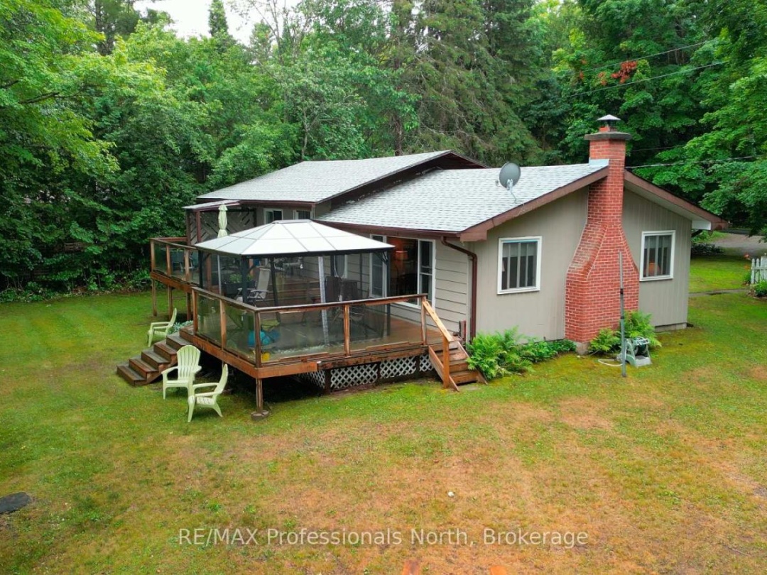 1582 HOSPITALITY LAKE ROAD, 