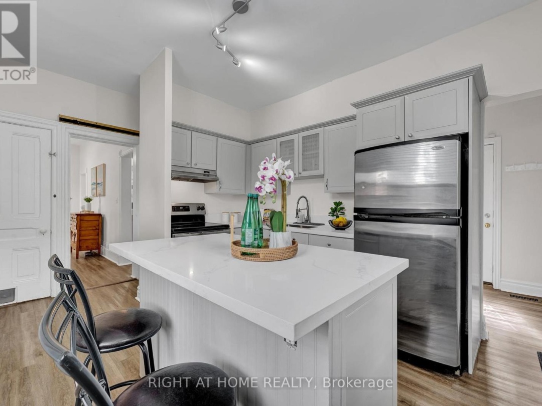 182 Nottawasaga Street, Orillia