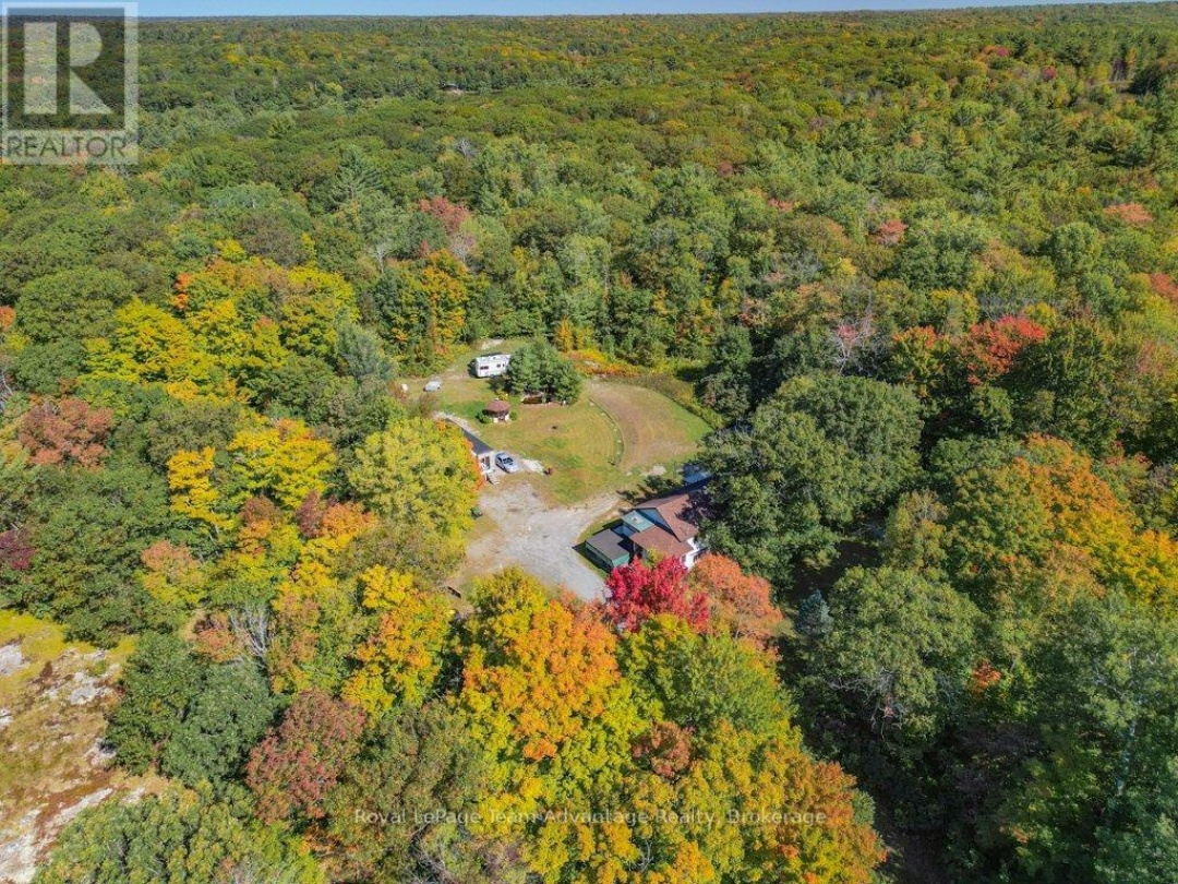 18 HORSESHOE LAKE ROAD, 