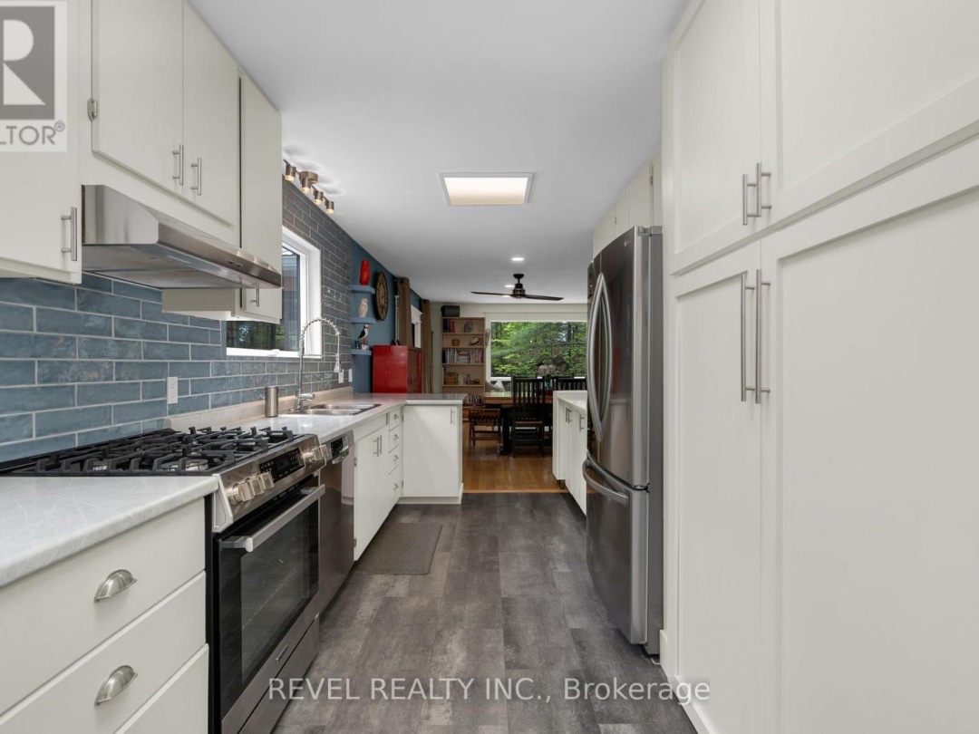 3248 MUSKOKA STREET, 