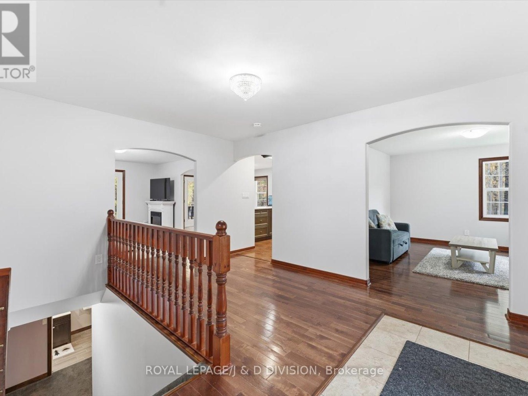 2925 PINECONE TRAIL, 