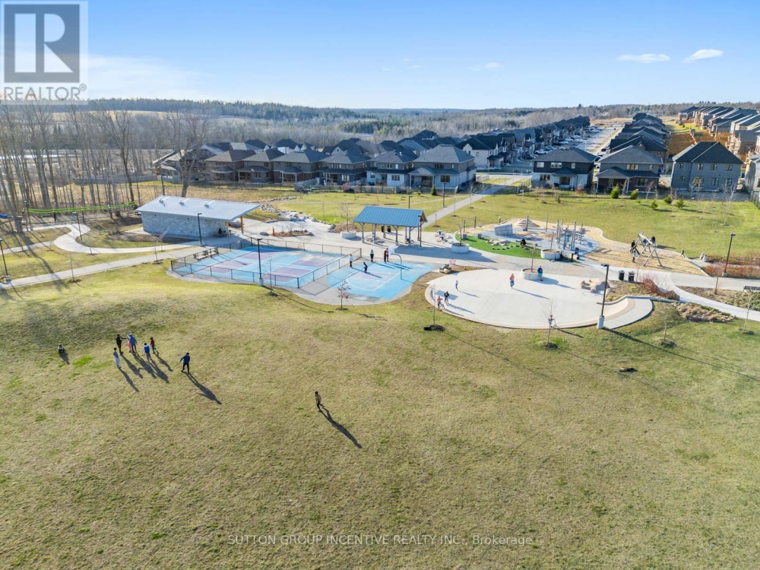 3007 Annalysse Drive, Orillia