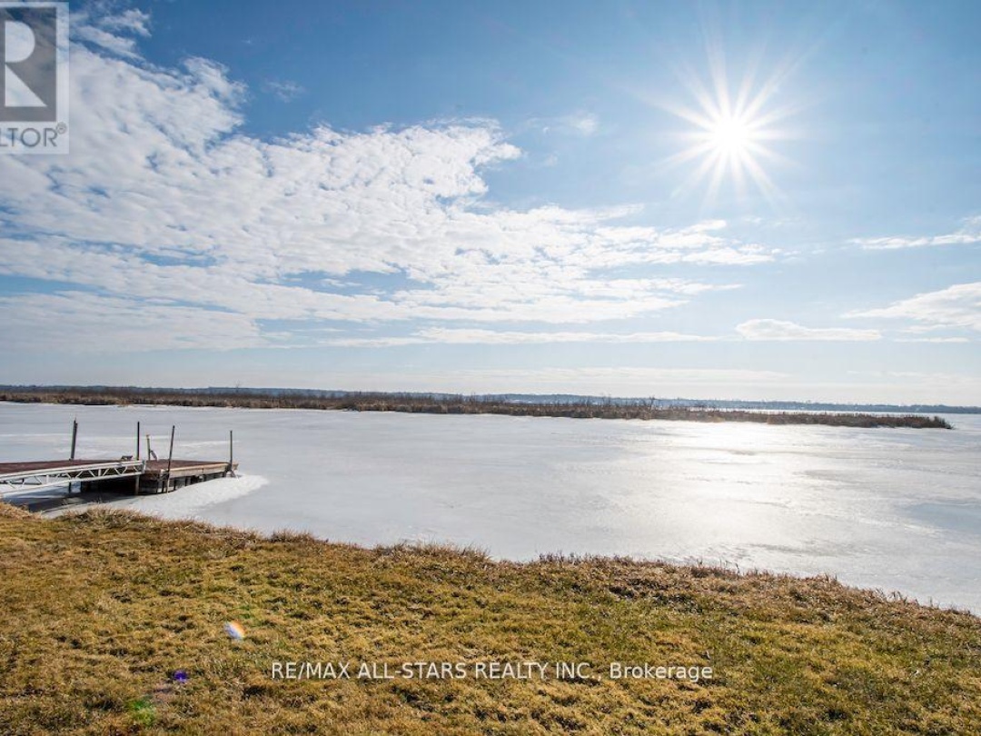 122 Fenelon Drive, Sturgeon Lake