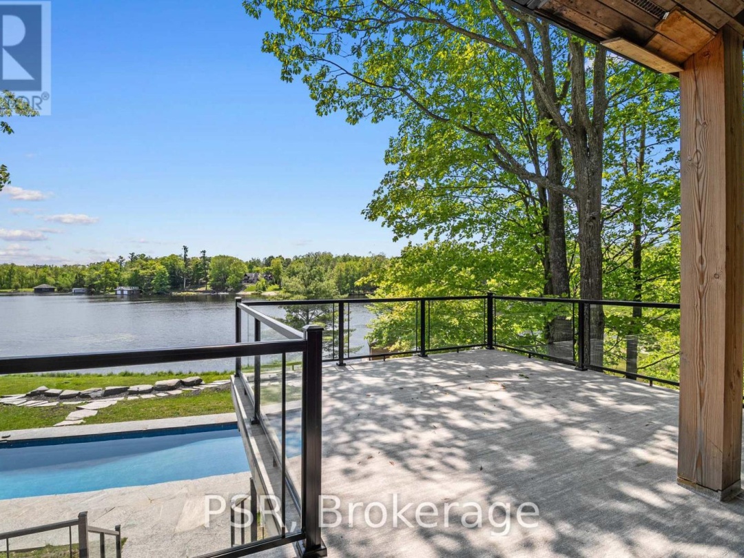 1030 S Sunset Bay Road, Lake Muskoka