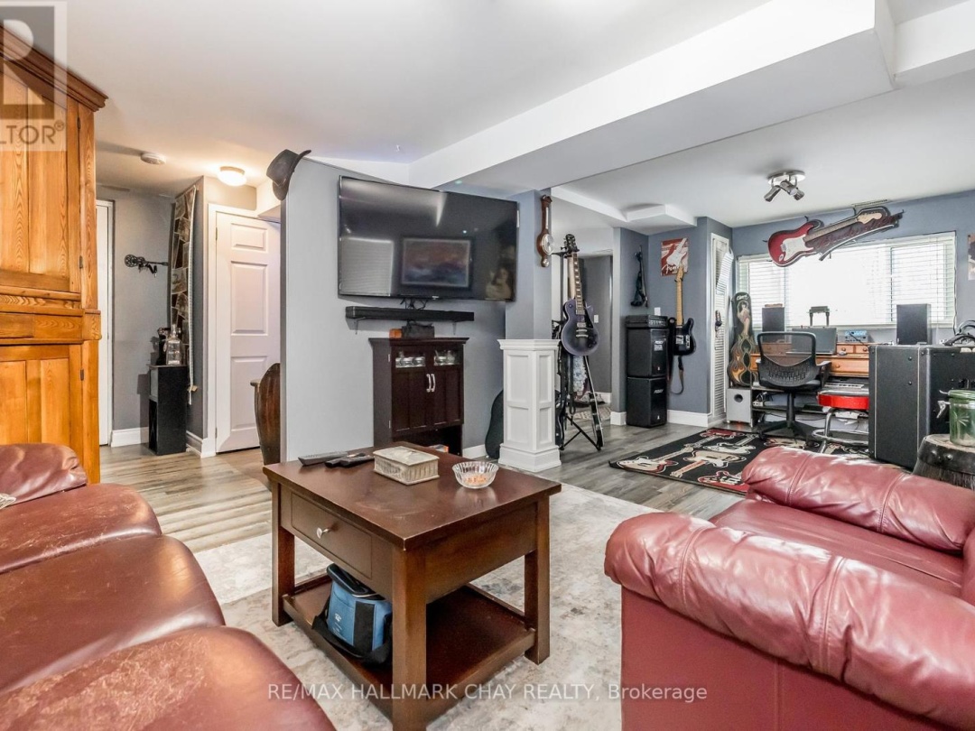 3194 Shoreview Drive, Severn
